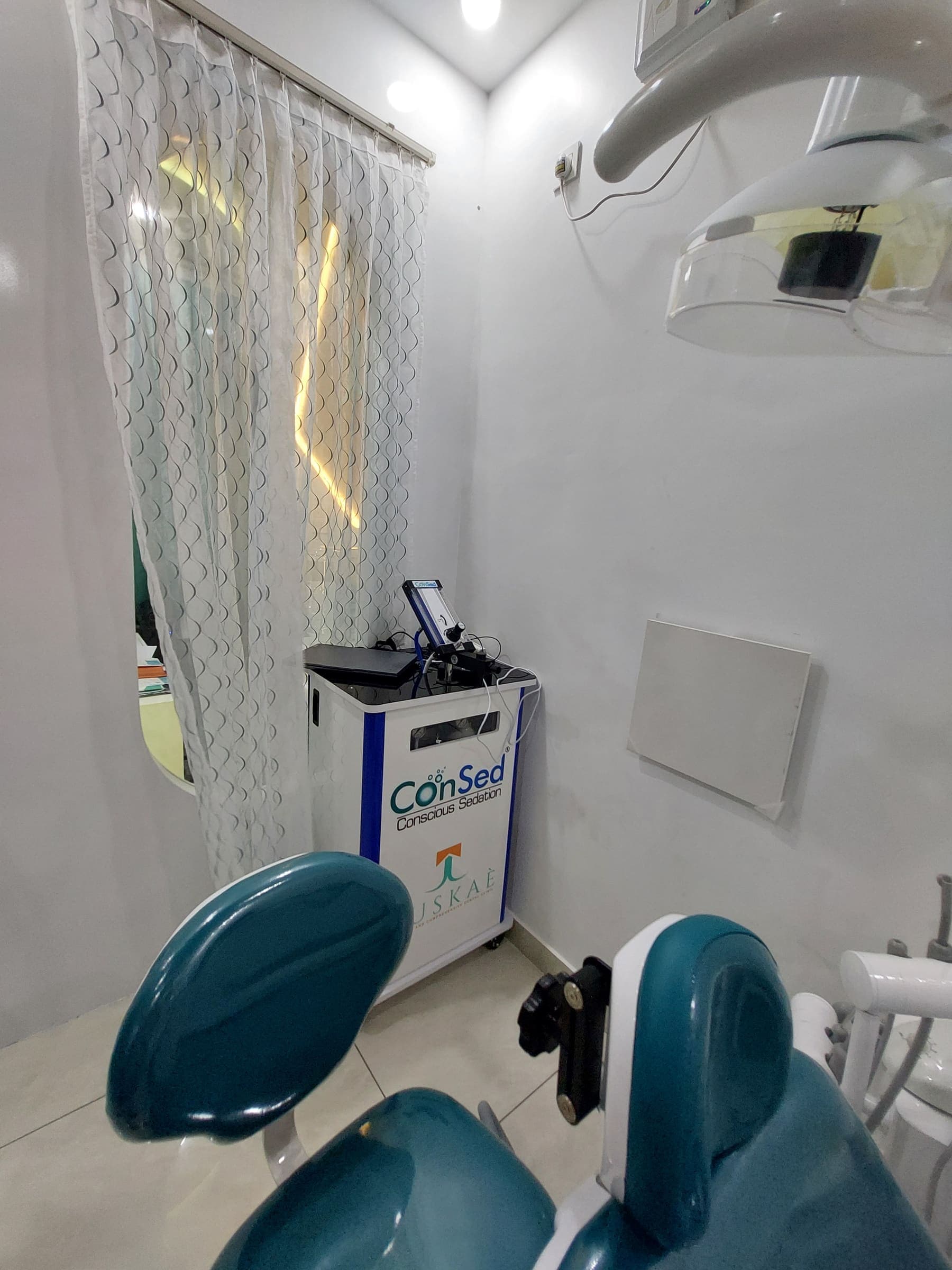 Conscious sedation equipment used for anxious or fearful patients
